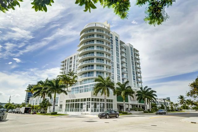 2 of 38 - 401 N Birch Road #413, Fort Lauderdale, FL