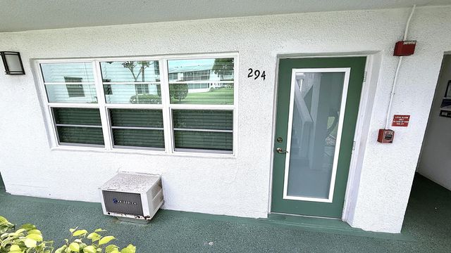 2 of 57 - 294 Farnham M #294, Deerfield Beach, FL