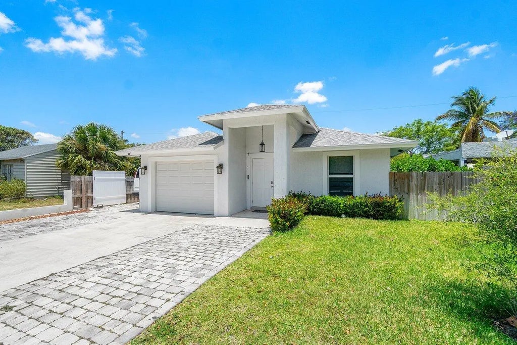 625 Forest Hill Boulevard, West Palm Beach