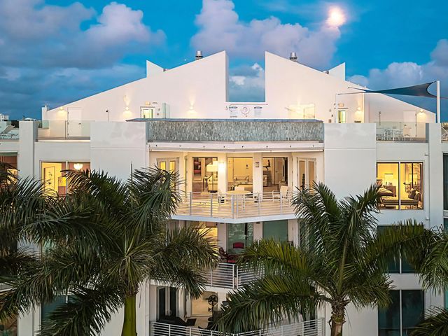 4 of 65 - 301 Hendricks Isle #10, Fort Lauderdale, FL