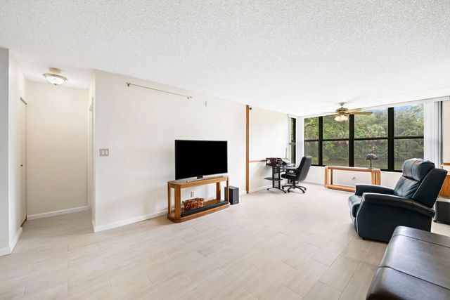 2908 Carambola Circle #101-b, Coconut Creek