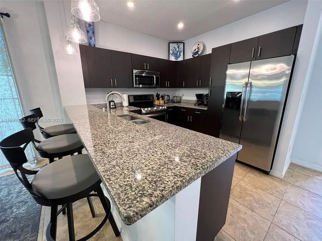 4 of 20 - 2361 Se 5th Street, Pompano Beach, FL