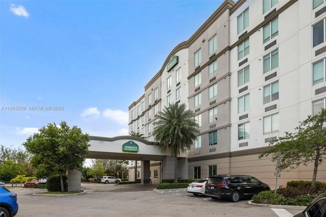 2 of 37 - 3755 Nw 78th Avenue, Doral, FL