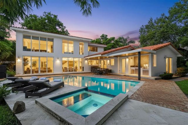 575 Bay Point Road, Miami