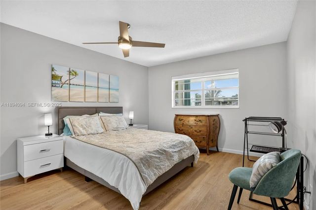 3 of 35 - 4706 Nw 36th Street #411, Lauderdale Lakes, FL