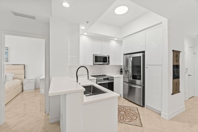 701 S Olive Avenue #1014, West Palm Beach