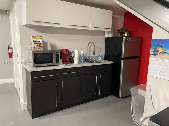 4 of 11 - 10820 Nw 138th Street #1-c, Hialeah Gardens, FL