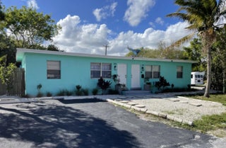 Photo of Listing #R11131357