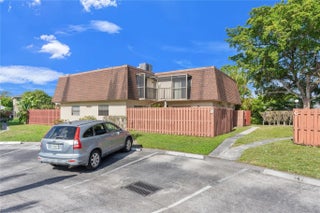 Photo of Listing #F10530597