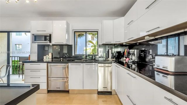 5 of 44 - 10090 Bay Harbor Terrace #10090, Bay Harbor Islands, FL