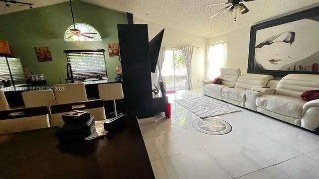 5 of 25 - N/A, North Lauderdale, FL