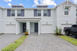 Photo of Listing #R11131446