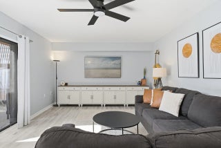 Photo of Listing #R11131486