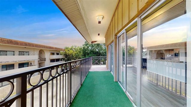 2 of 31 - 4850 Sw 63rd Terrace #131, Davie, FL