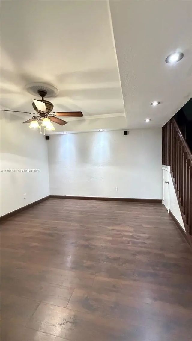 4 of 27 - 2450 W 67th Place #13-12, Hialeah, FL
