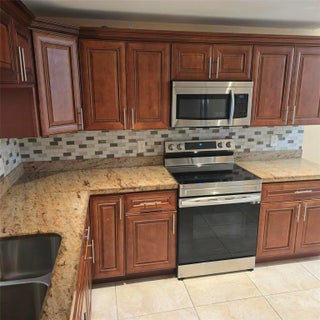 Photo of Listing #F10530506