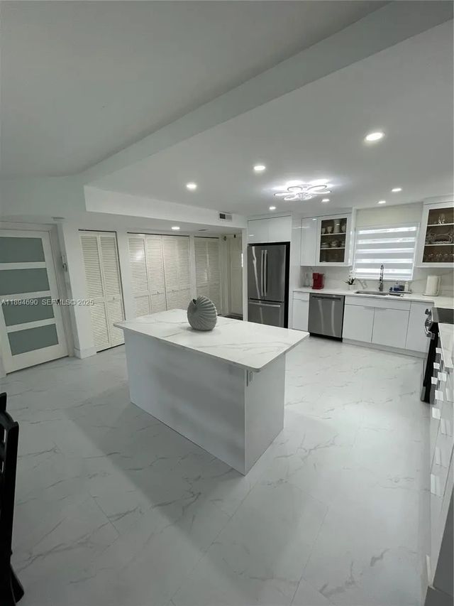 2 of 18 - 150 S Hollybrook Terrace #303, Pembroke Pines, FL