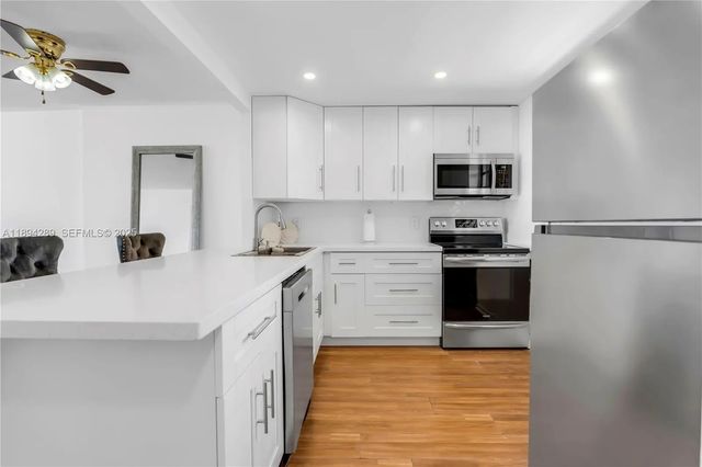 5 of 22 - 16400 Ne 17th Avenue #601, North Miami Beach, FL