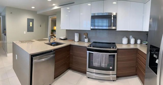 4 of 29 - 3507 Oaks Way #802, Pompano Beach, FL