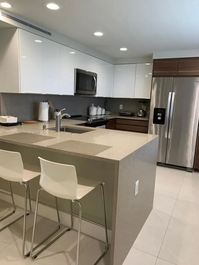 5 of 29 - 3507 Oaks Way #802, Pompano Beach, FL
