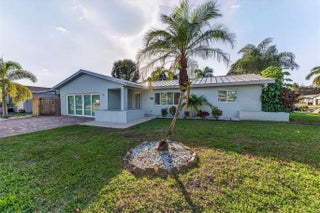 Photo of Listing #F10531411