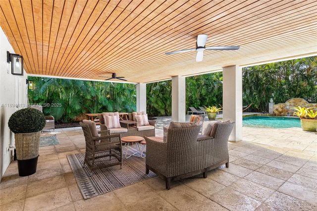 5 of 38 - 12 Ne 26th Street, Wilton Manors, FL
