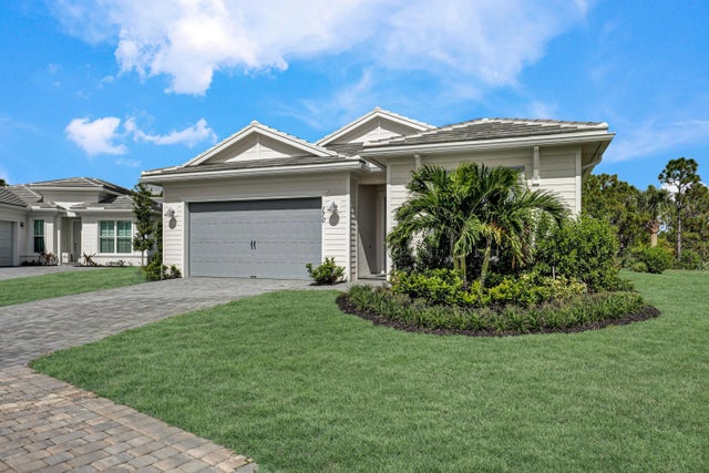 Photo of Listing #R11131903