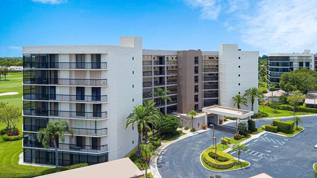 5279 Fountains Drive S #305, Lake Worth