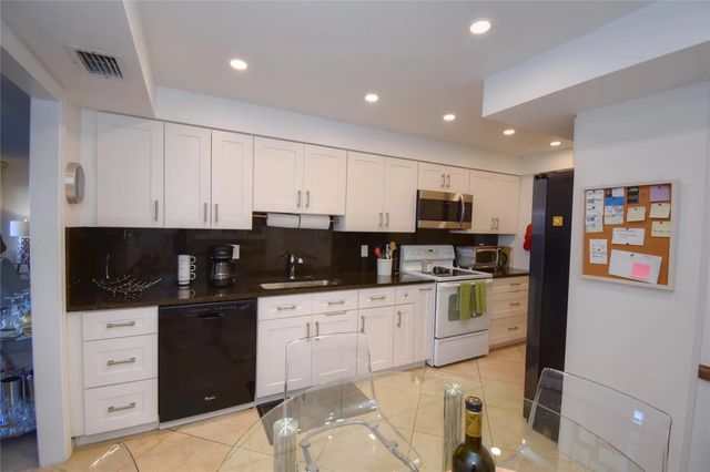 5 of 55 - 5100 N Ocean Boulevard #516, Lauderdale-By-The-Sea, FL