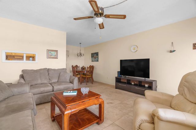 5 of 28 - 2106 Ne 56th Court #204, Fort Lauderdale, FL