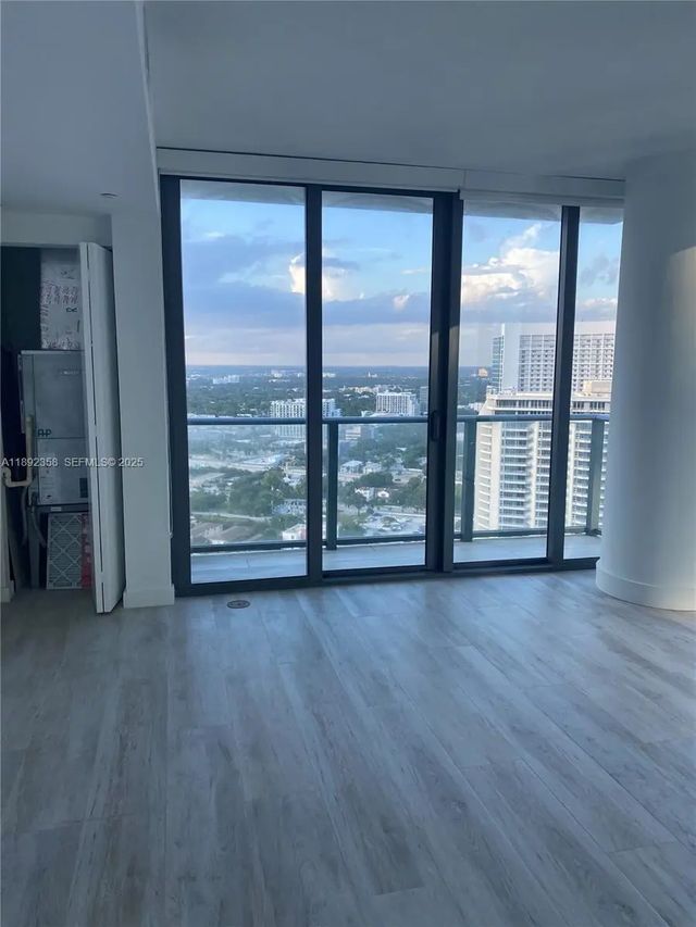 2 of 8 - 650 Ne 32nd Street #3108, Miami, FL