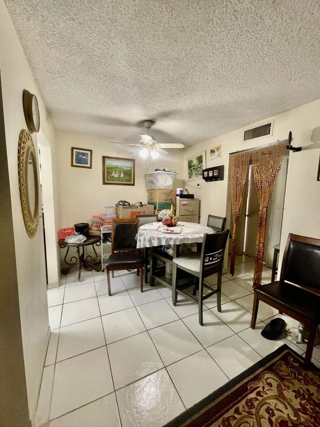 3 of 5 - 205 Ne 3rd Street #105, Boynton Beach, FL