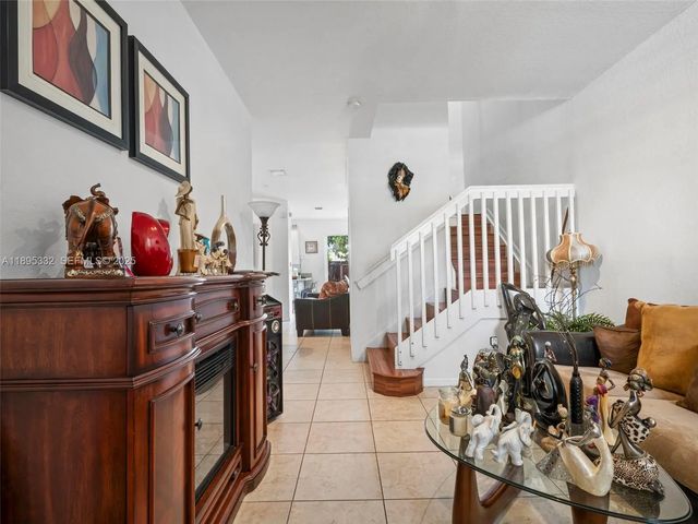 5 of 35 - 2104 Ne 3rd Court, Homestead, FL