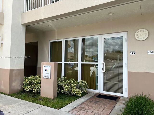 5 of 37 - 5220 S University Drive #106c, Davie, FL