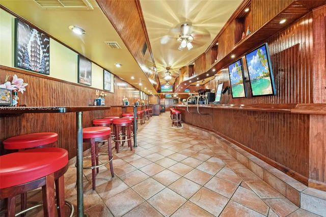 4 of 16 - 6330 Miramar Parkway, Miramar, FL