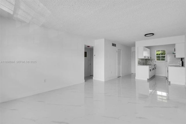 5 of 23 - 4050 Nw 135th Street #21-11, Opa-Locka, FL