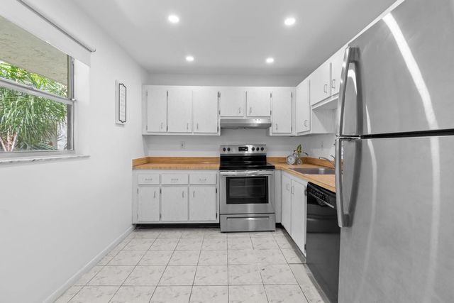 3 of 23 - 1830 Sw 81st. Avenue ##4317, North Lauderdale, FL