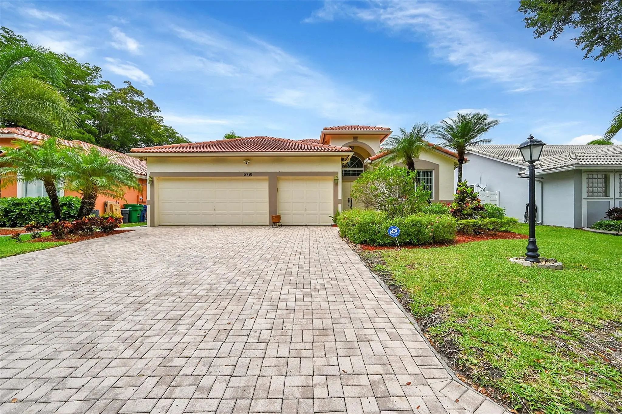 5791 Nw 48th Drive, Coral Springs