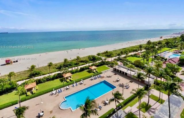 4 of 19 - 2625 Collins Avenue #1507, Miami Beach, FL