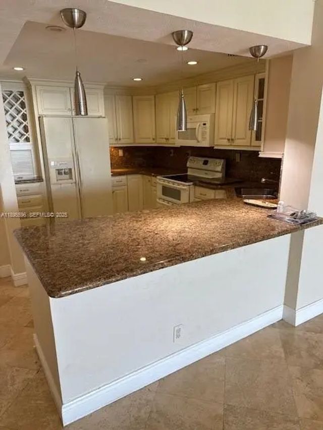 5 of 19 - 2625 Collins Avenue #1507, Miami Beach, FL