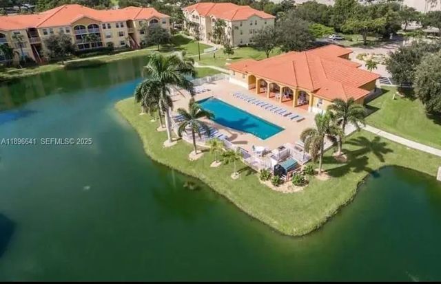 4122 Residence Drive #102, Fort Myers