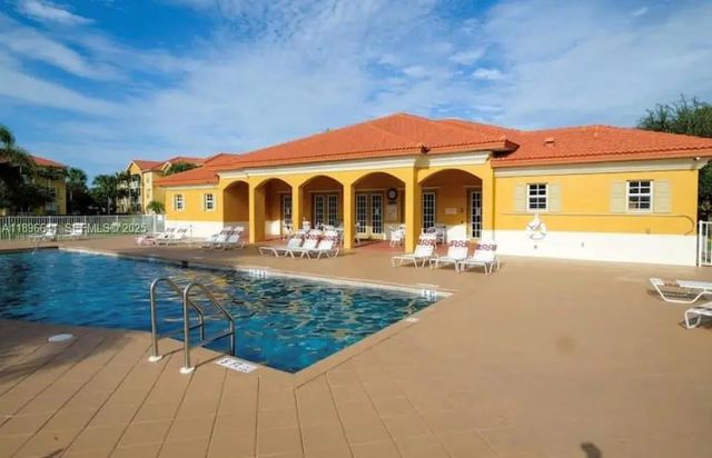 2 of 37 - 4122 Residence Drive #102, Fort Myers, FL