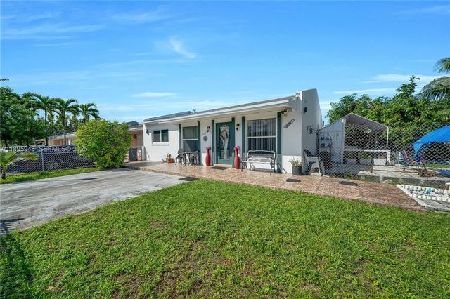 4 of 25 - 5402 Sw 128th Place, Miami, FL