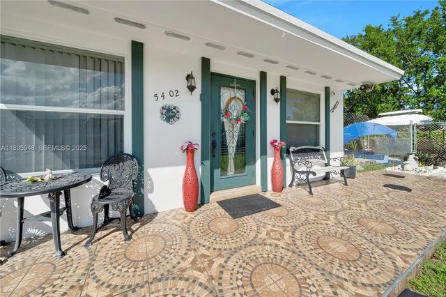 5 of 25 - 5402 Sw 128th Place, Miami, FL