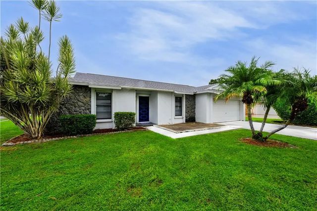 2490 4th Place, Vero Beach
