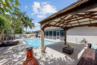 Photo of Listing #R11132565