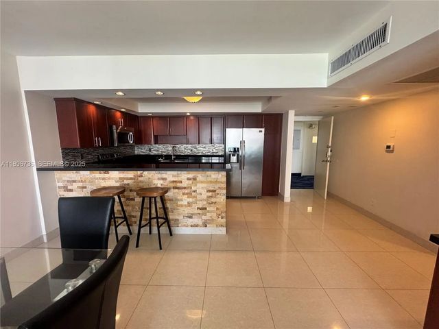5 of 20 - 19370 Collins Avenue #1427, Sunny Isles Beach, FL