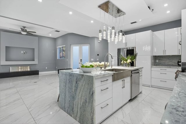 4 of 40 - 69 S Cortez Drive #69, Margate, FL