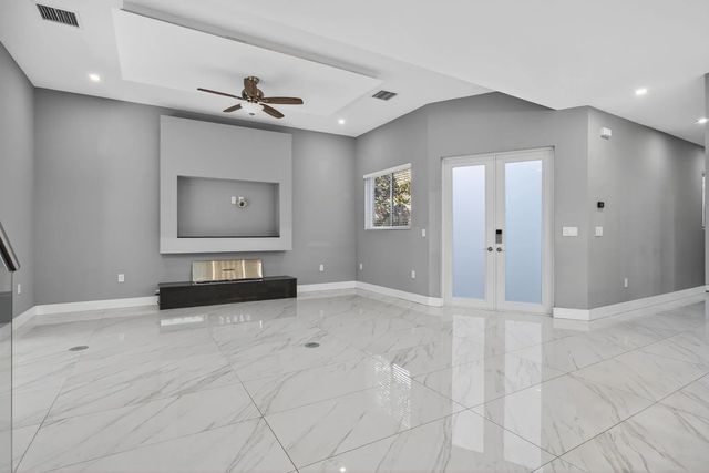 5 of 40 - 69 S Cortez Drive #69, Margate, FL