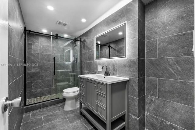 5 of 43 - 401 Golden Isles Drive #304, Hallandale Beach, FL